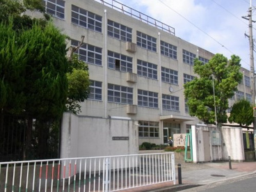 東大阪市立八戸の里東小学校の画像1