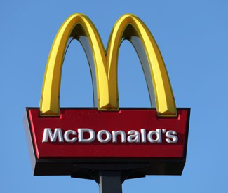 マクドナルド 柏原片山店の画像1