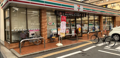 セブン-イレブン 泉大津東雲町店の画像1