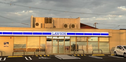 ローソン 泉大津曽根町三丁目店の画像1