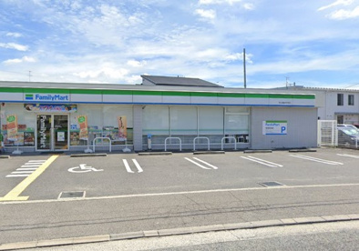 ファミリーマート 泉大津尾井千原店の画像1