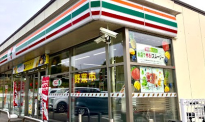 セブン-イレブン 和泉黒石店の画像1