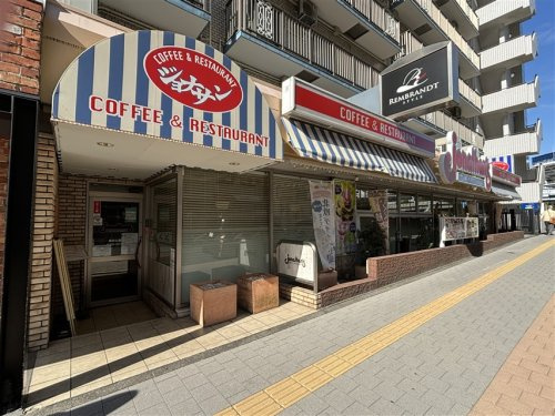 ジョナサン 横浜公園店