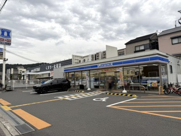 ローソン 国道西野店の画像1