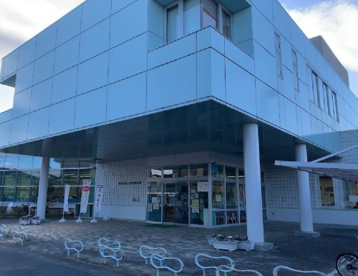 東松山市立高坂図書館の画像1