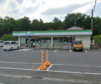 ファミリーマート 東松山東平店の画像1