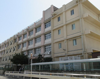 東大阪市立長瀬中学校の画像1