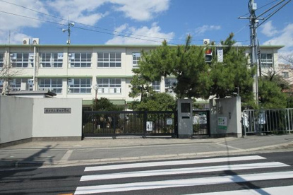 枚方市立津田小学校の画像1