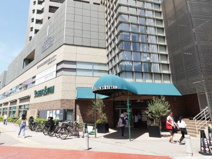 クイーンズ伊勢丹石神井公園店