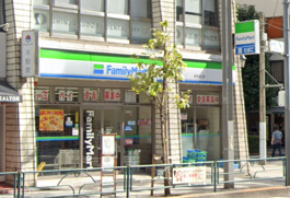 ファミリーマート 新宿通り店