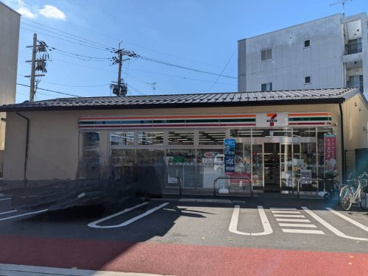 セブン-イレブン京都千本鞍馬口店の画像1