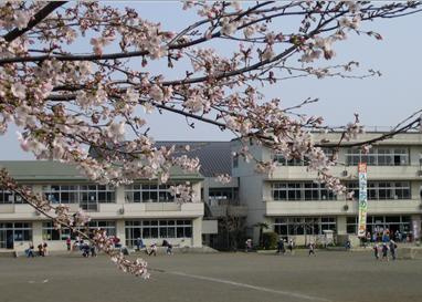 寄居町立用土小学校の画像1