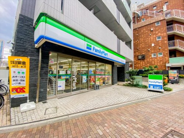 ファミリーマート 渋谷本町四丁目店の画像1