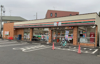 セブンイレブン 板橋交通公園前店の画像1