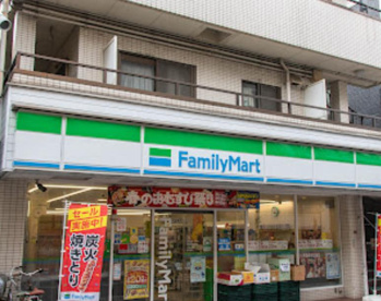 ファミリーマート 塚本西荻南店の画像1
