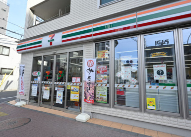 セブンイレブン 練馬豊玉北4丁目店の画像1