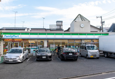 ファミリーマート 原町二丁目店の画像1
