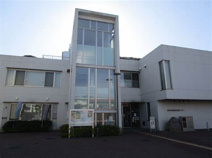 府中市立押立図書館