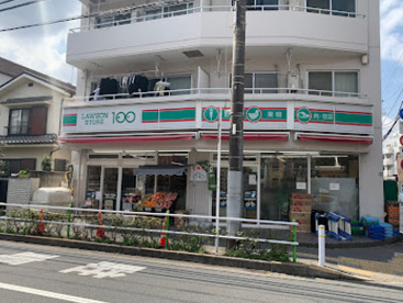 ローソンストア100 LS板橋三丁目店の画像1