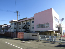 南アルプス市立白根巨摩中学校
