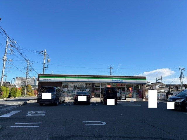 コンビニエンスストア ファミリーマートさいたま大成町4丁目店
