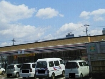 コンビニエンスストア セブンイレブン 長岡日赤町1丁目店