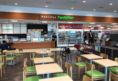 ファミリーマート 埼玉病院店の画像1
