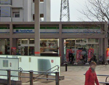 ファミリーマート エキア朝霞店の画像1