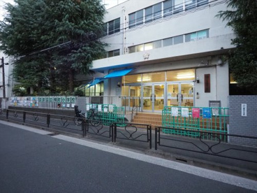 文京区立柳町小学校の画像1