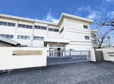 奈良市立辰市小学校の画像1
