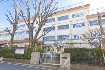 練馬区立豊玉中学校の画像1