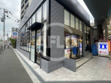 コンビニエンスストア ローソン JR塚本駅前店