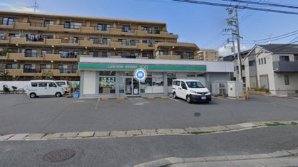 ローソンストア100 LS中山競馬場通り店の画像1