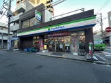 ファミリーマート 戸部駅東店