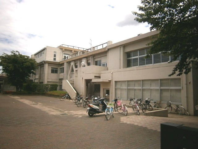 坂戸市立入西小学校の評判と学区の実態は？通学区域や日課表・教育環境の全貌を徹底解説