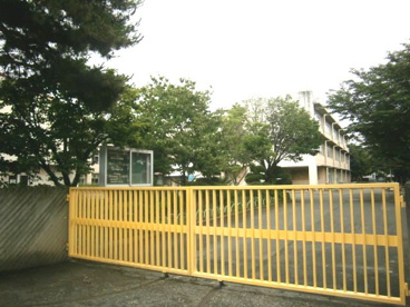 鶴ヶ島市立 長久保小学校の画像2