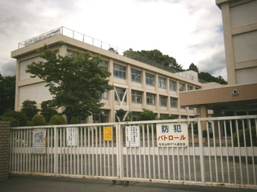 毛呂山町立 毛呂山小学校の画像1