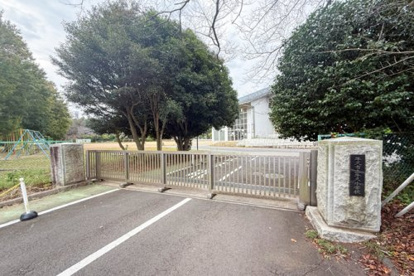 牛久市立牛久小学校の画像1