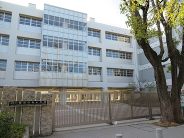 尼崎市立難波の梅小学校の画像1