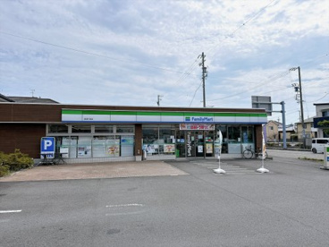 ファミリーマート焼津石津店の画像1