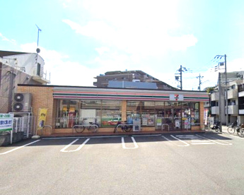 セブンイレブン 大田区上池台3丁目店の画像1