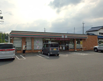 セブンイレブン 松井田二軒在家店の画像1