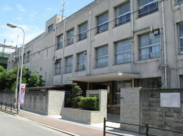 大宮西小学校の画像1