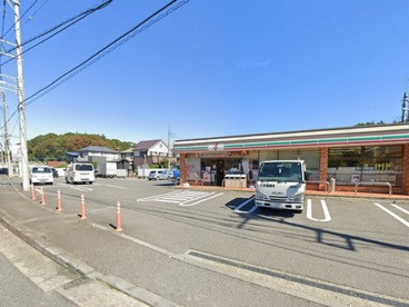 セブンイレブン綾瀬早川虚空蔵橋の画像1