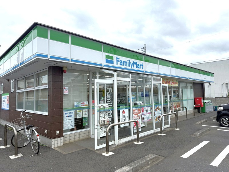 ファミリーマート　境山神店の画像