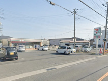 セブンイレブン綾瀬吉岡東店