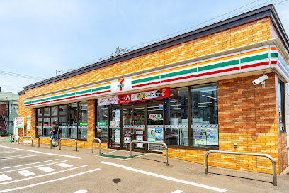 セブンイレブン 札幌北18条東15丁目店の画像1