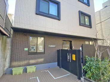 アソシエ都立大学保育園の画像1