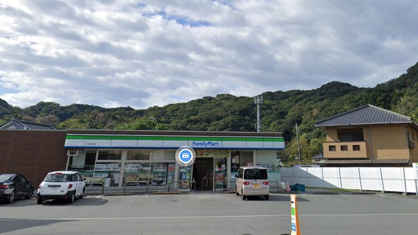 ファミリーマート 下田吉佐美店の画像1