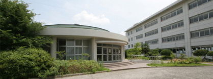 兵庫県立武庫荘総合高校の画像1